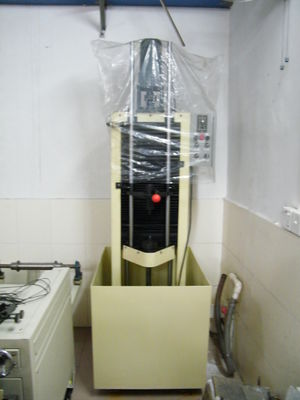 رذاذ تبريد تصلب التعريفي الحرارة آلة علاج جير / قضيب